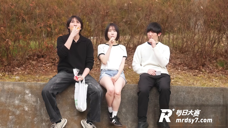 日本高颜值女优 安達相关图片7