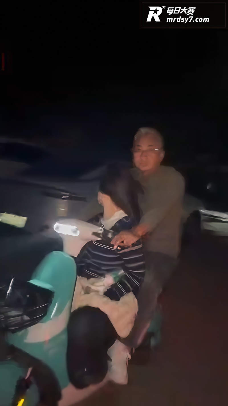 南阳油田出轨抓奸现场相关图片9